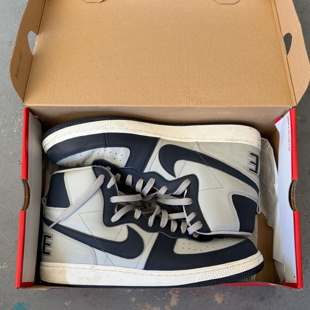 Men's High-Top Sneakers - Black and Gray